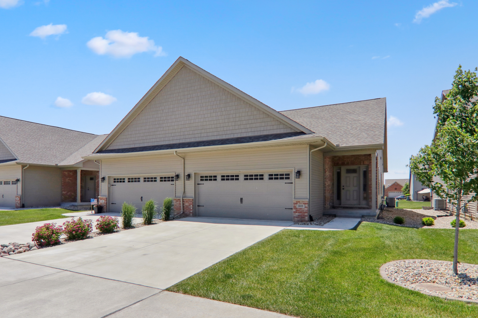 1809 Glenbridge Rd Property Photo
