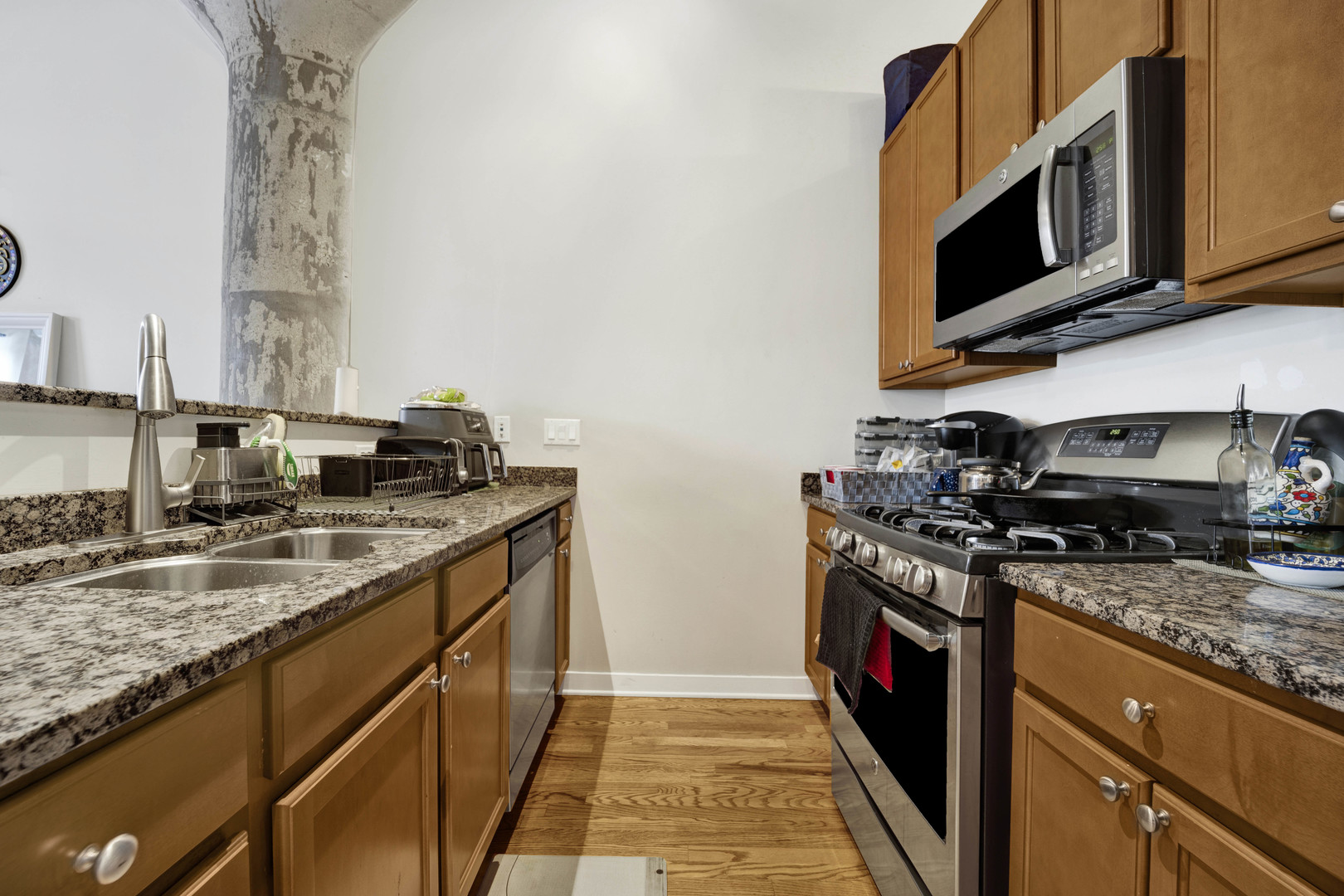 1110 W 15th Street 327 Property Photo 7