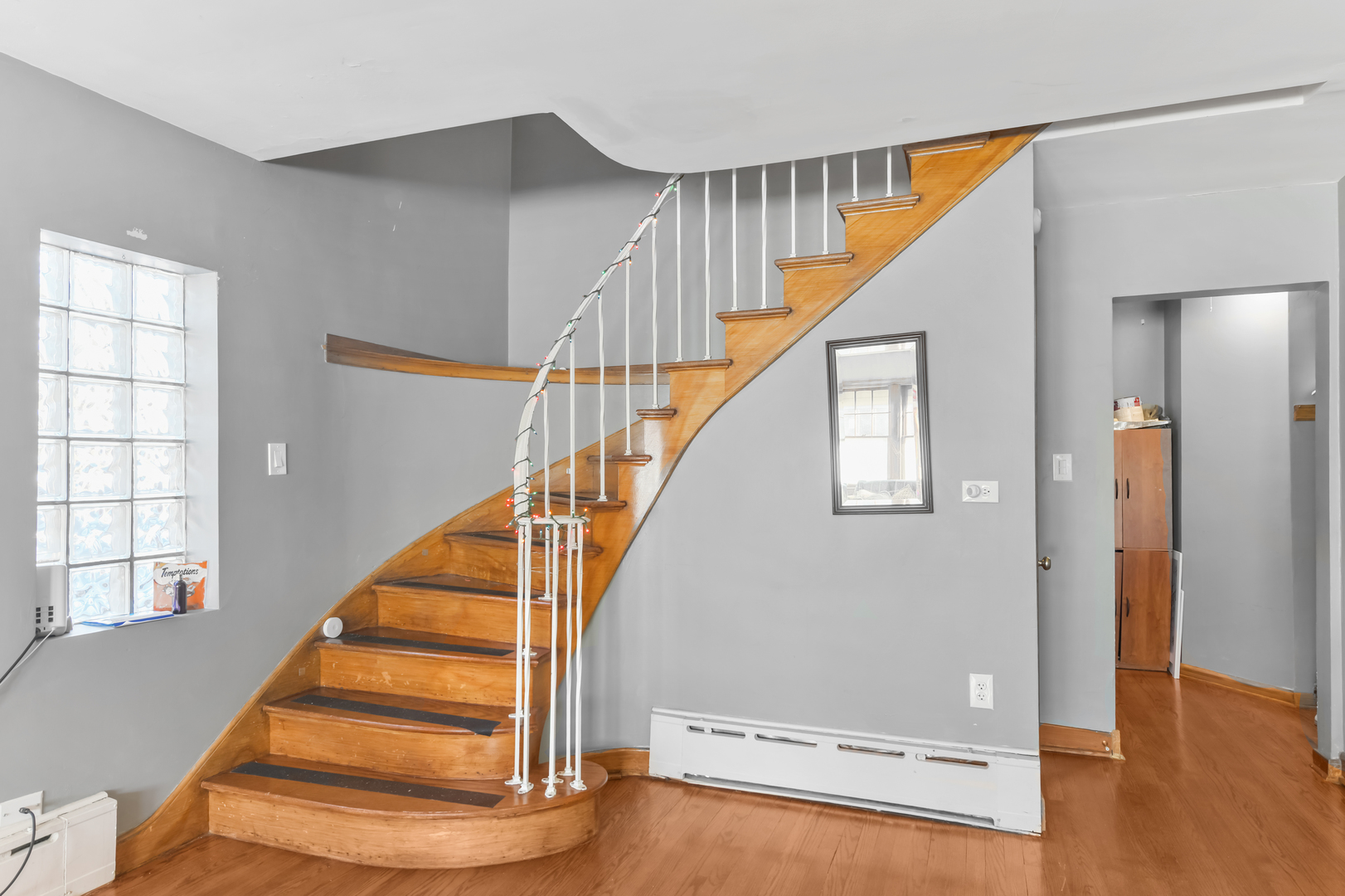 7124 W Higgins Avenue Property Photo 24