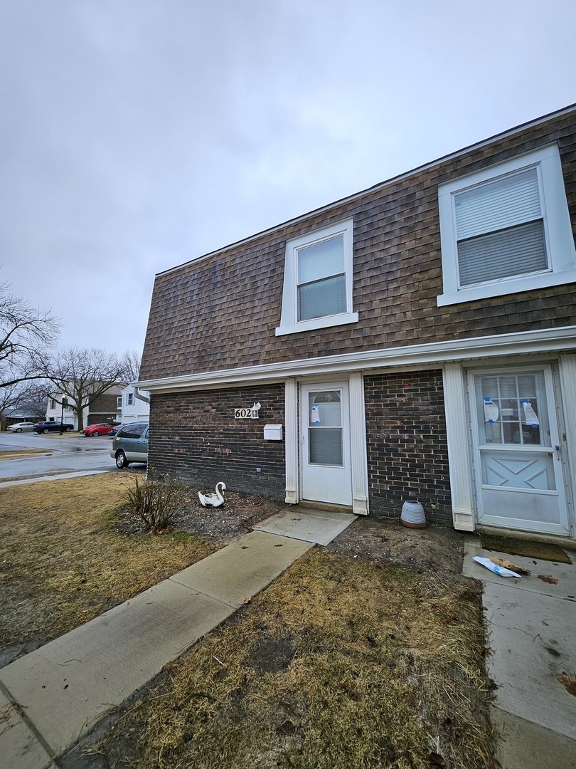 602 Bryn Mawr Ct Property Photo