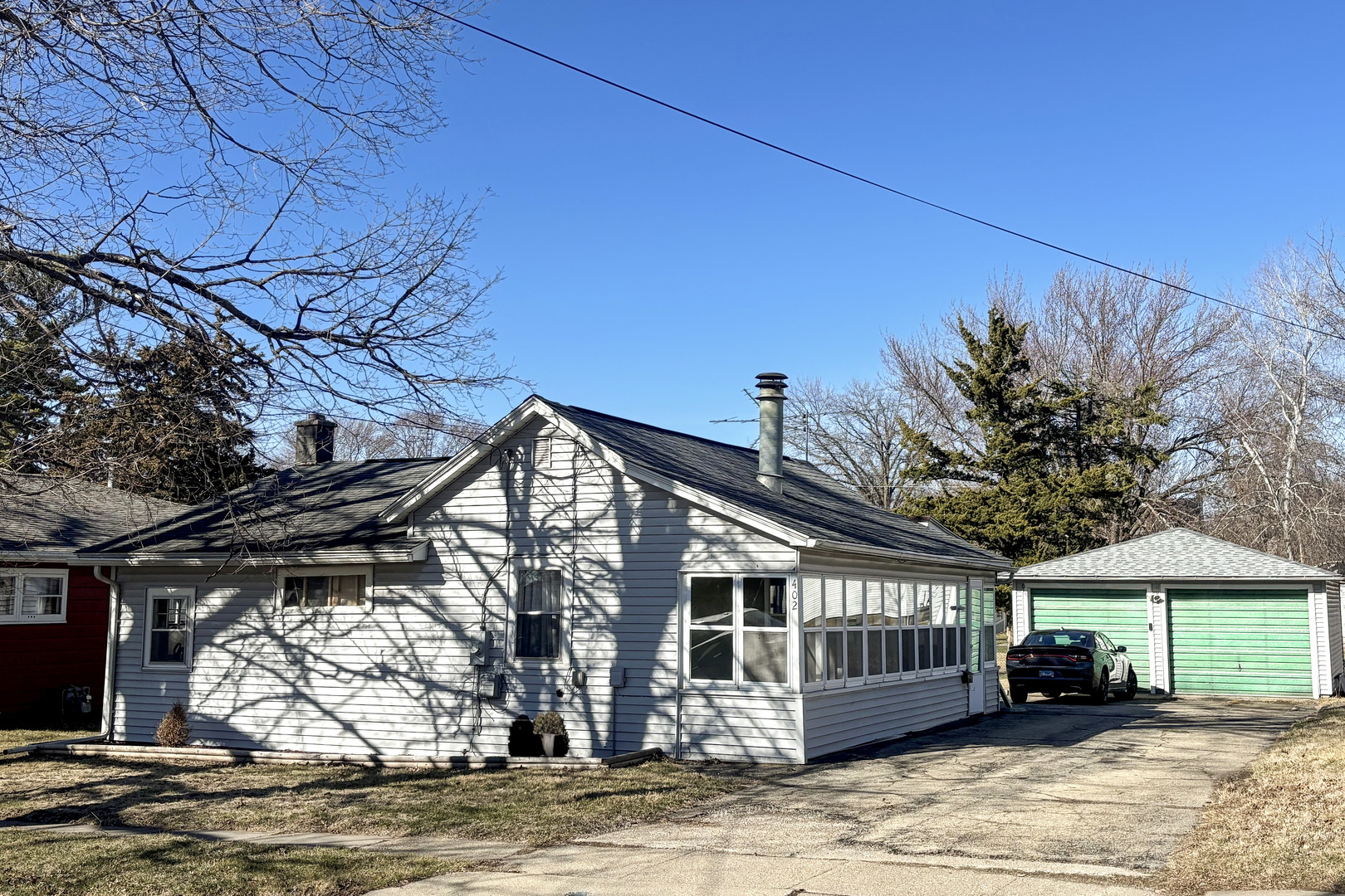 402 W South Street Property Photo