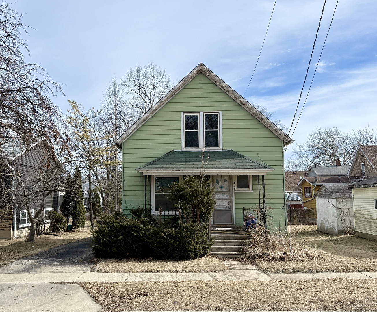 608 Queen Anne Street Property Photo