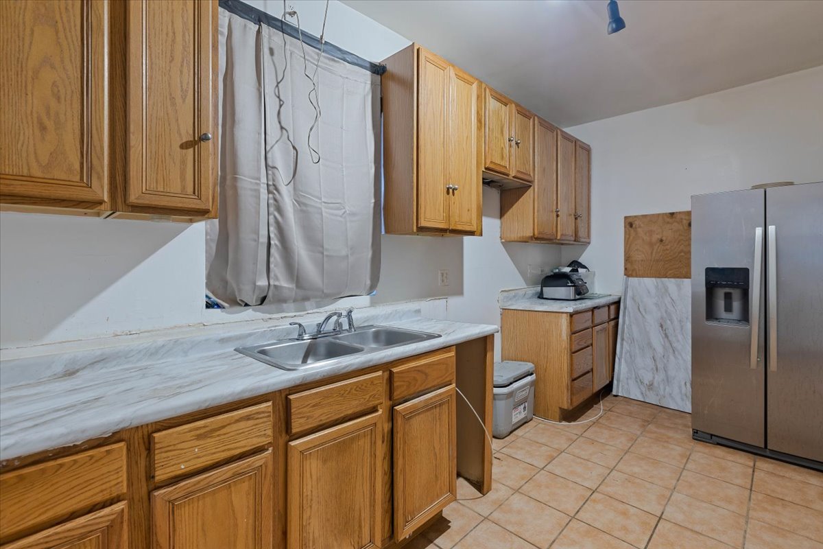 642 E 51st Street 1e Property Photo 6