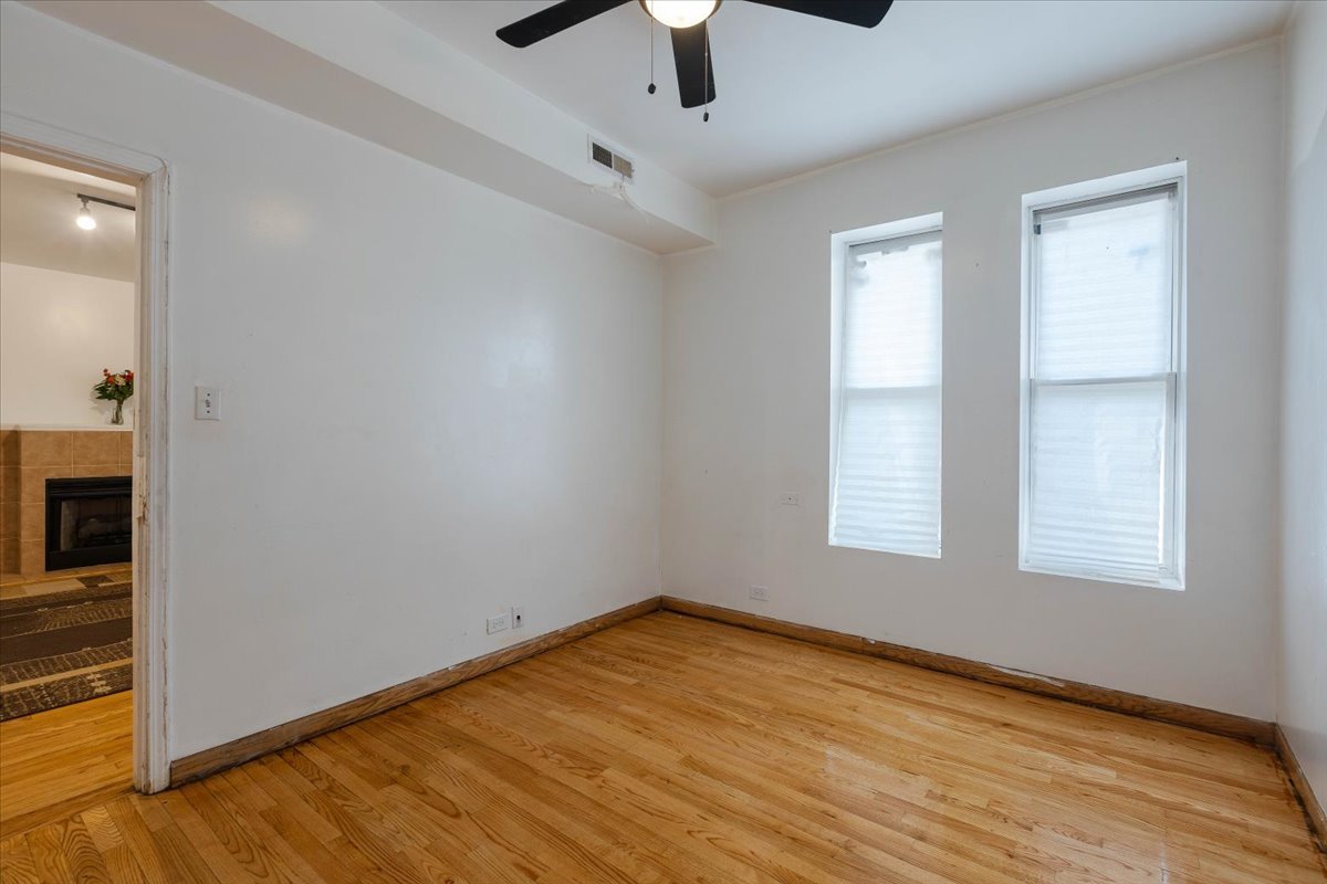 642 E 51st Street 1e Property Photo 14