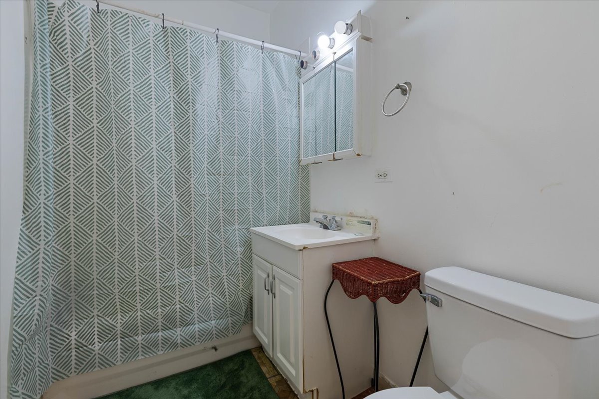 642 E 51st Street 1e Property Photo 17