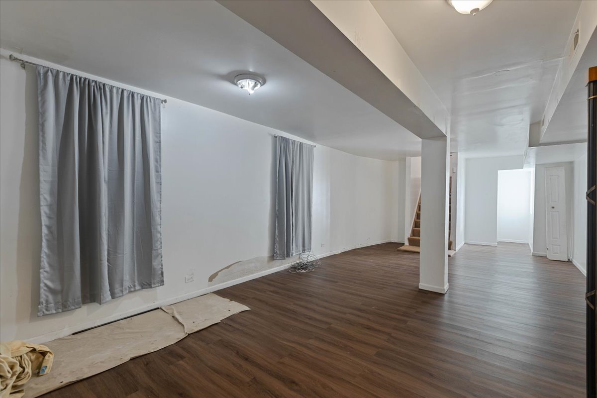 642 E 51st Street 1e Property Photo 19