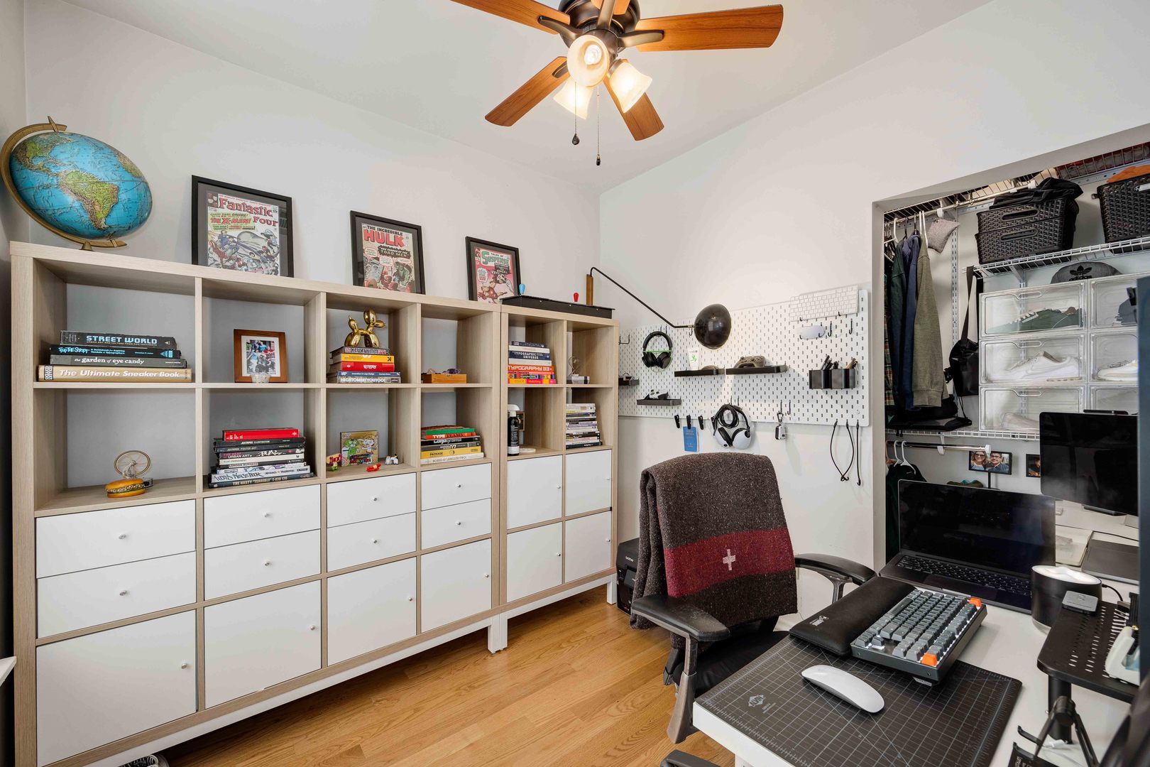 877 N Mozart Street Property Photo 13
