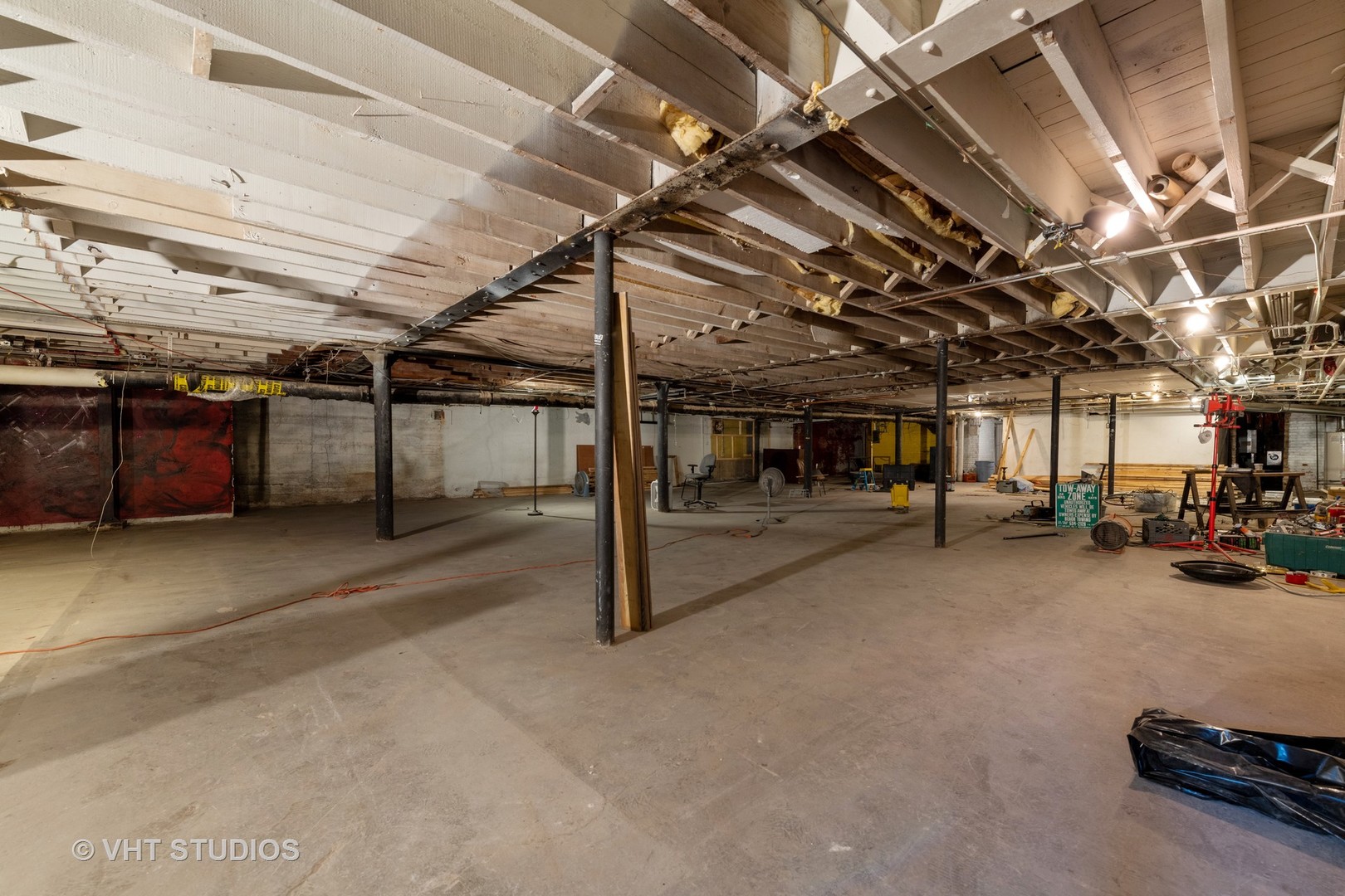 2602 W North Avenue 2 Property Photo 4