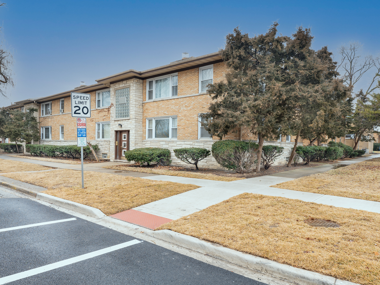 9801 W Schiller Boulevard 1n Property Photo