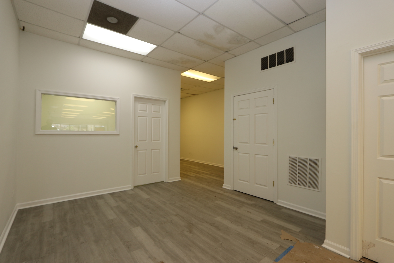4347 W Fullerton Avenue Property Photo 4
