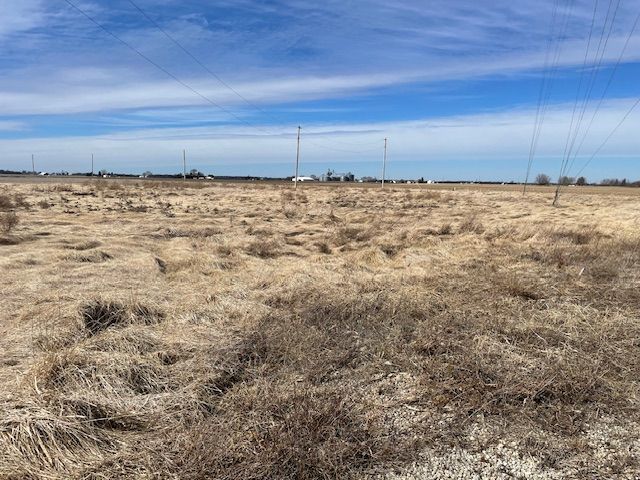 422 N 2259th Road Property Photo