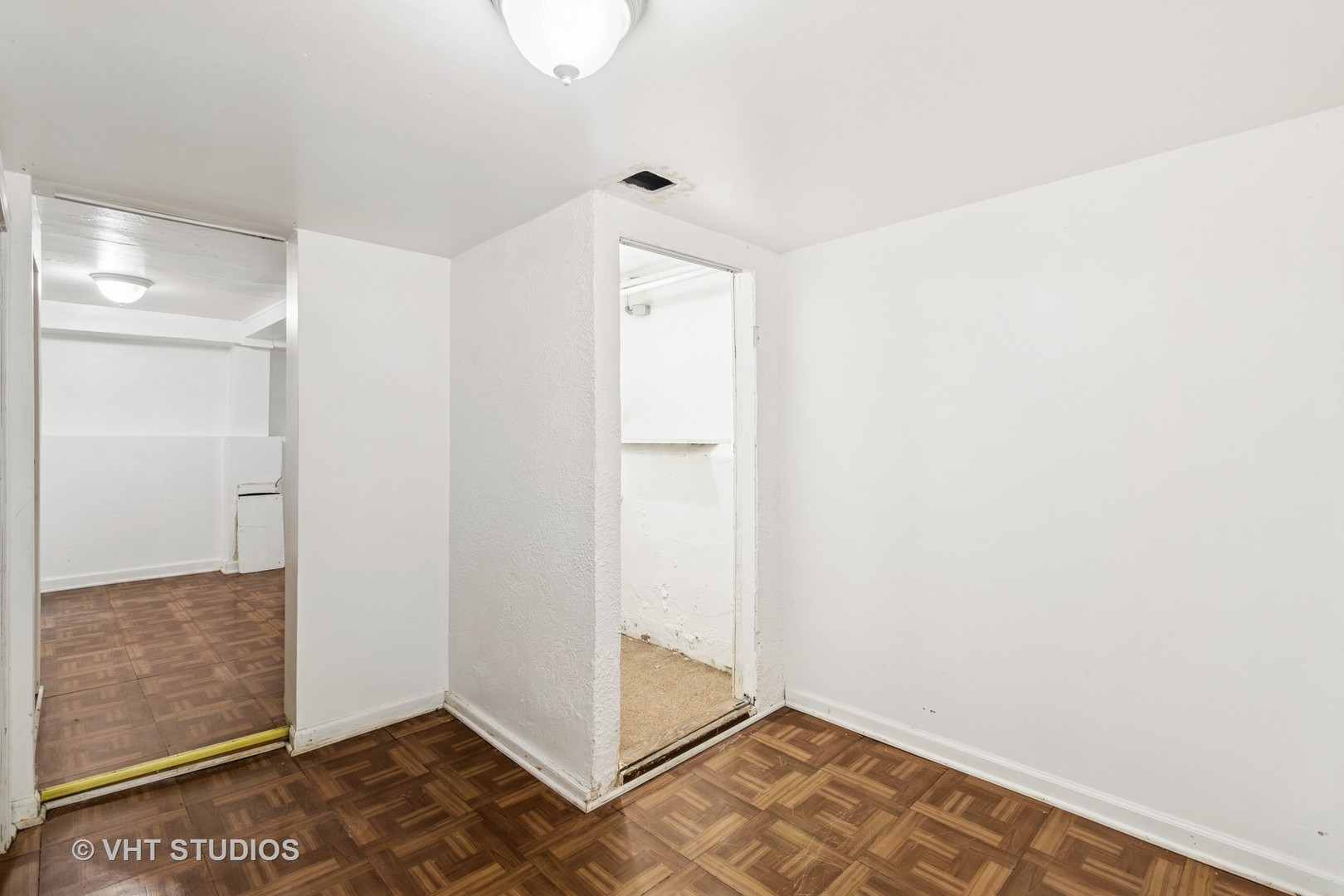 5310 W Waveland Avenue Property Photo 40