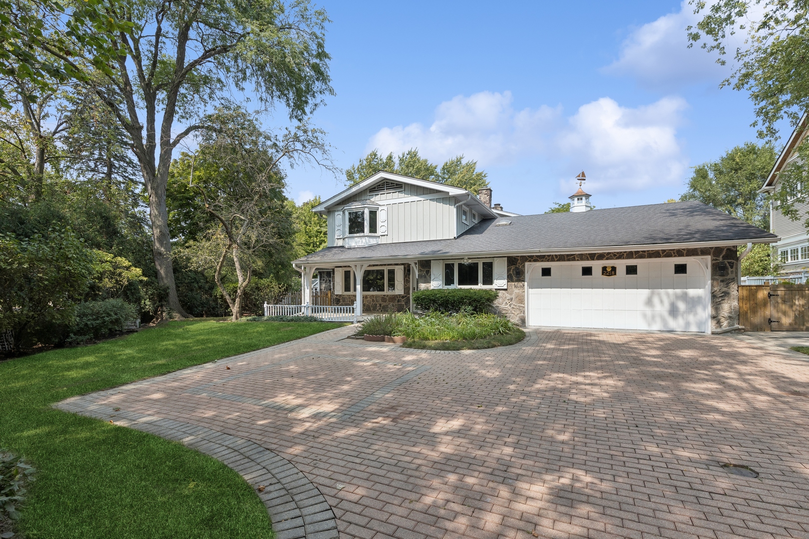 2218 Old Glenview Road Property Photo