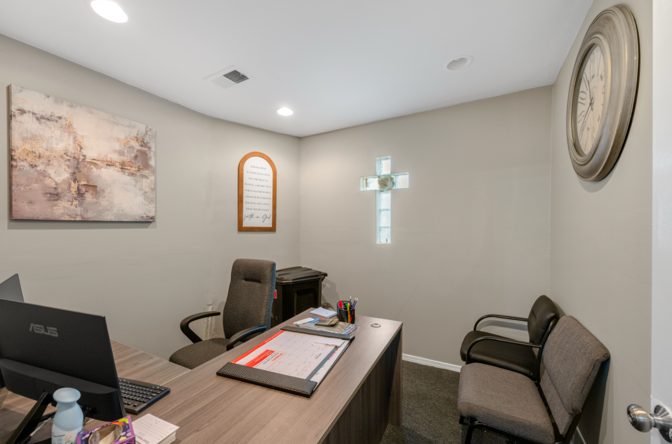 3819 W Chicago Avenue Property Photo 6