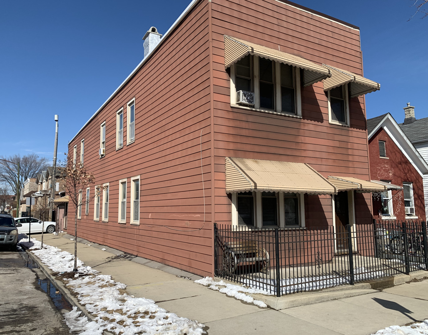 2982 S Lyman Street Property Photo 3