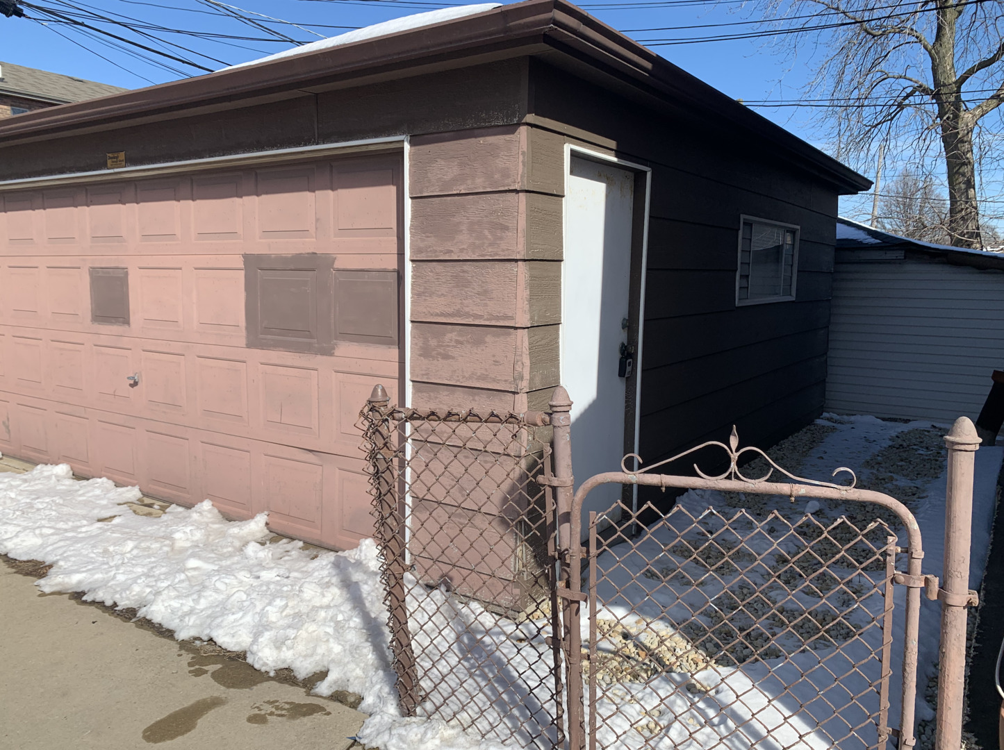 2982 S Lyman Street Property Photo 5