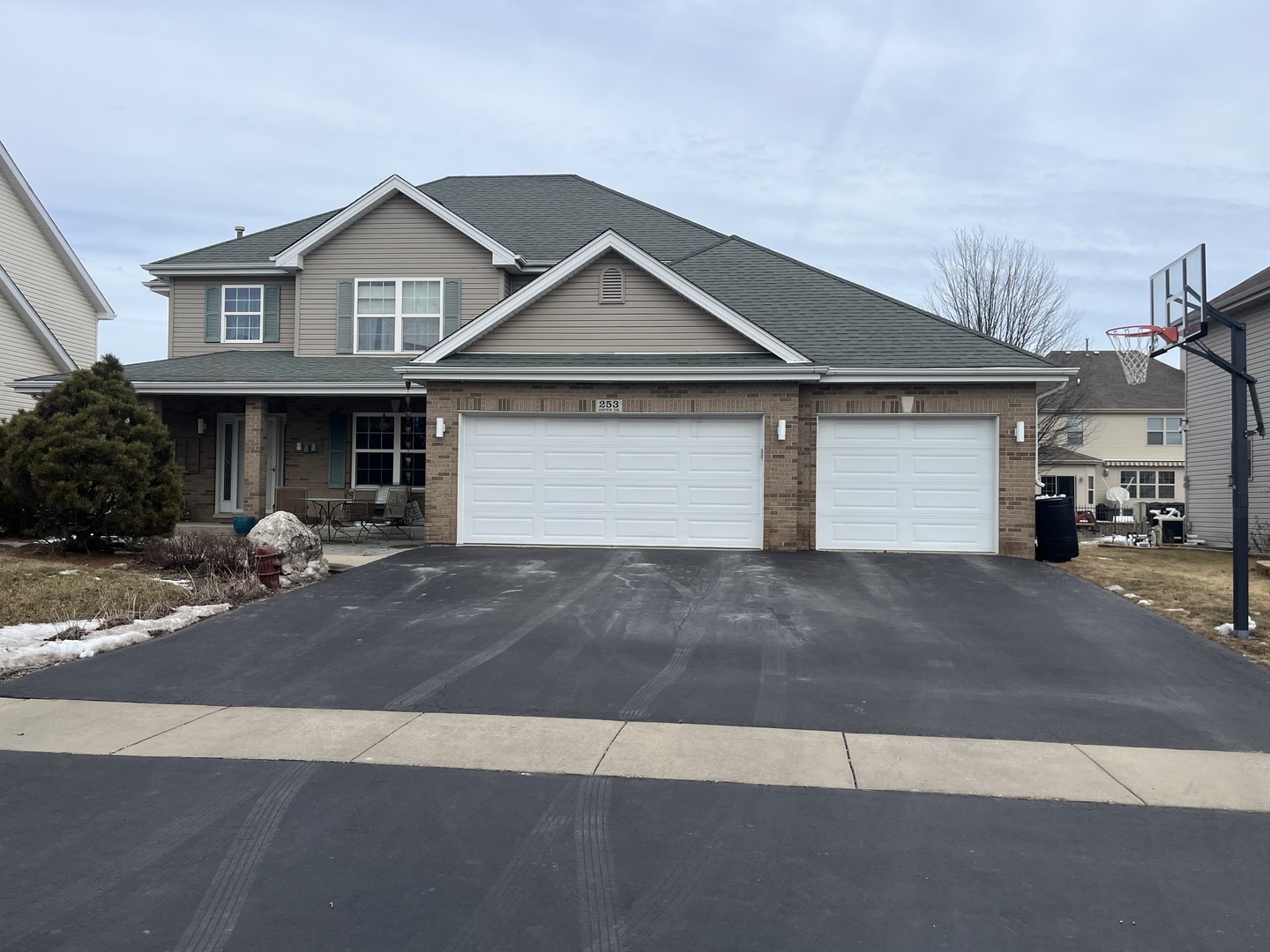 253 Aspen Drive Property Photo