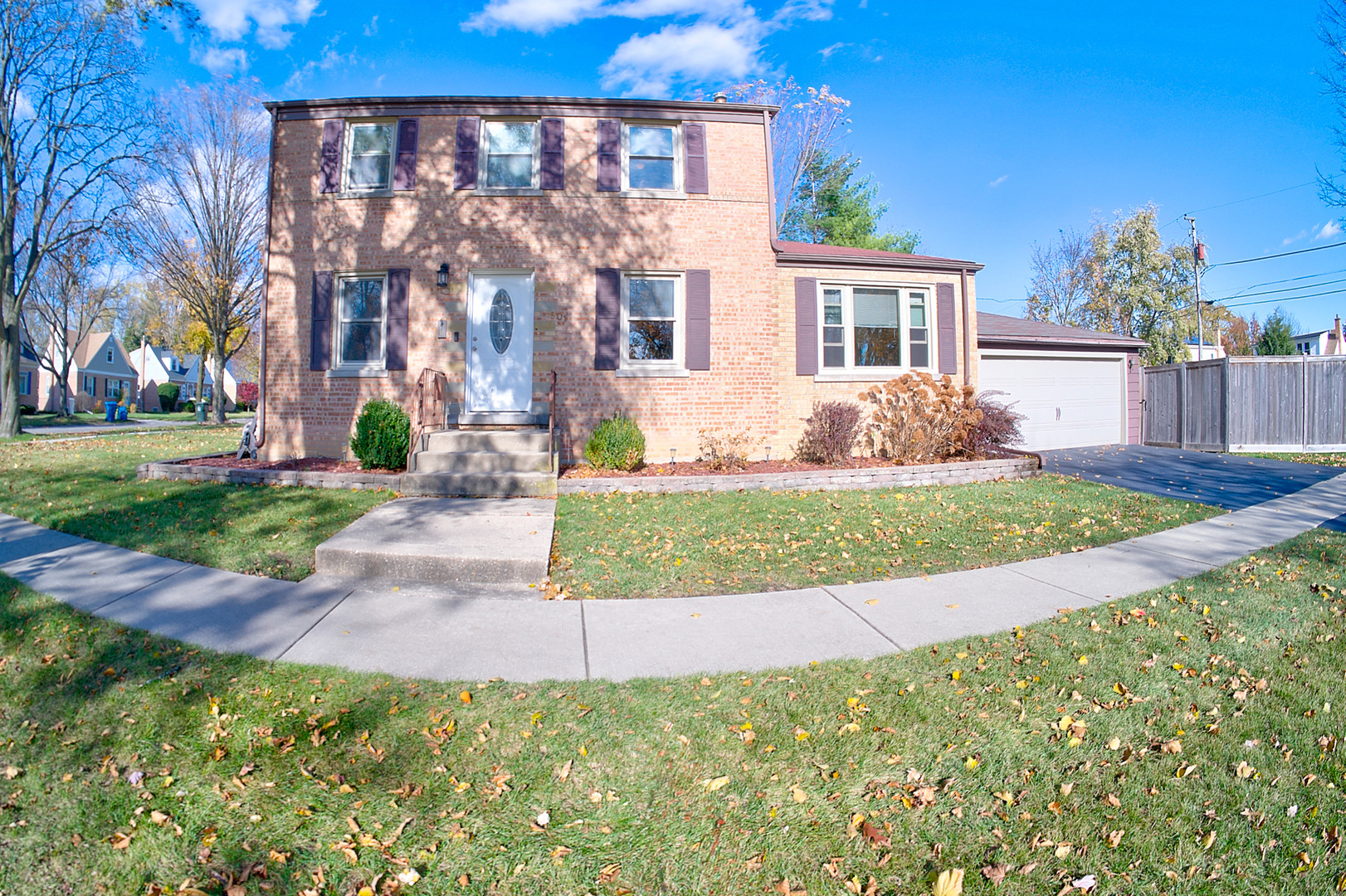 501 N Maple St Property Photo