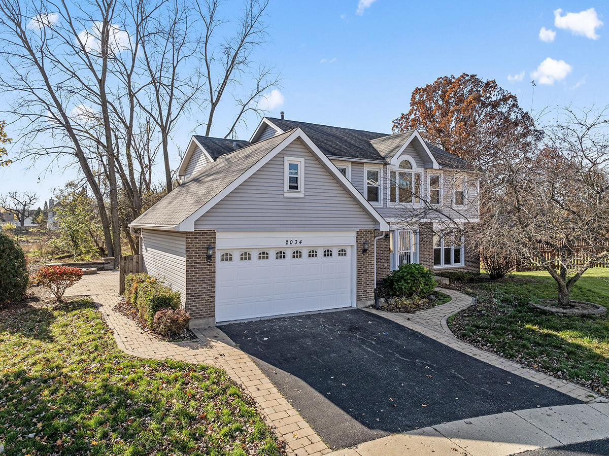 2034 Oak Leaf Circle Property Photo
