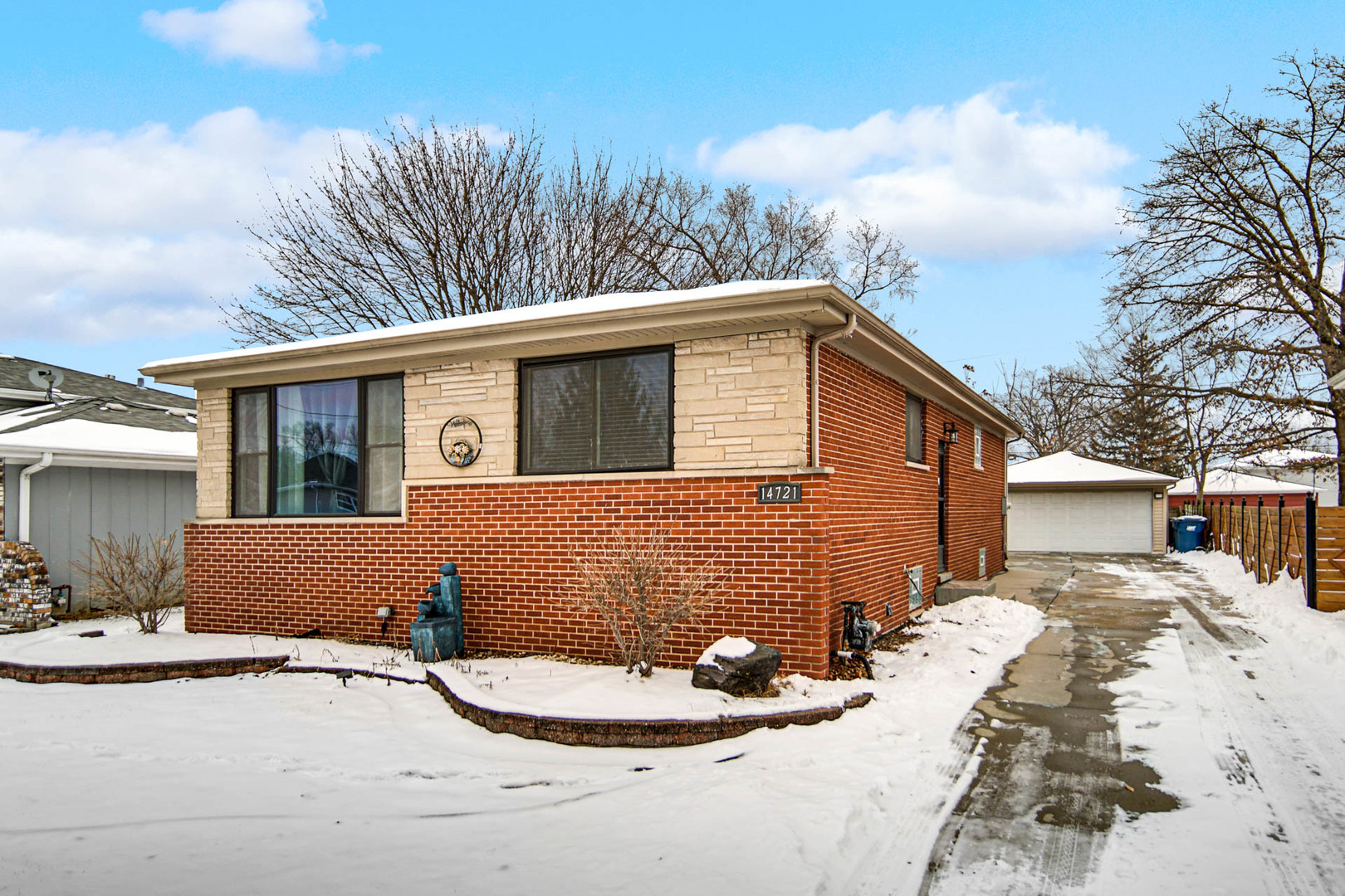 14721 S Saint Louis Avenue Property Photo