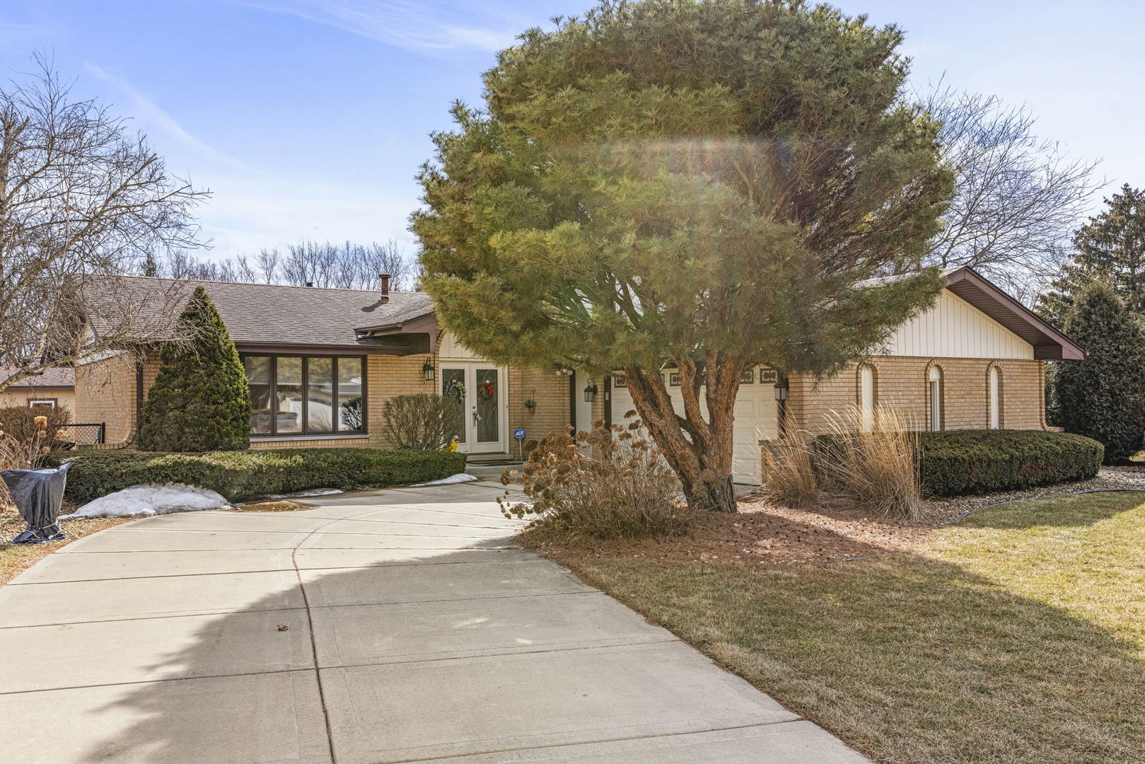 12311 Forestview Drive Property Photo
