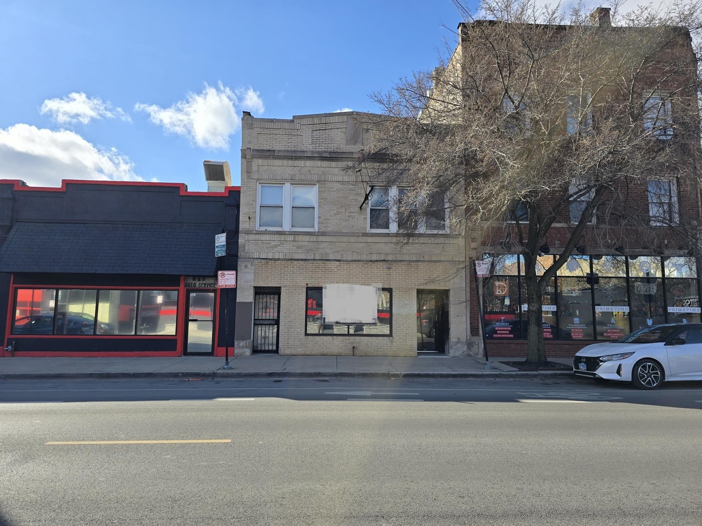3055 W Lawrence Avenue Property Photo 1