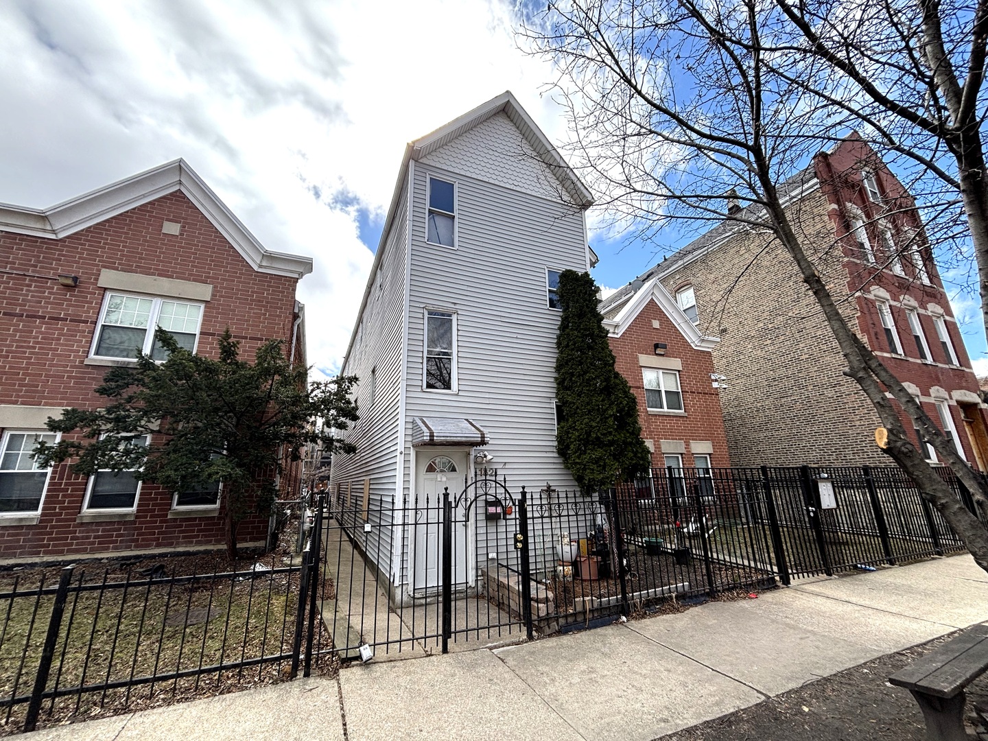 Noble Street Charter High School Real Estate Listings Main Image