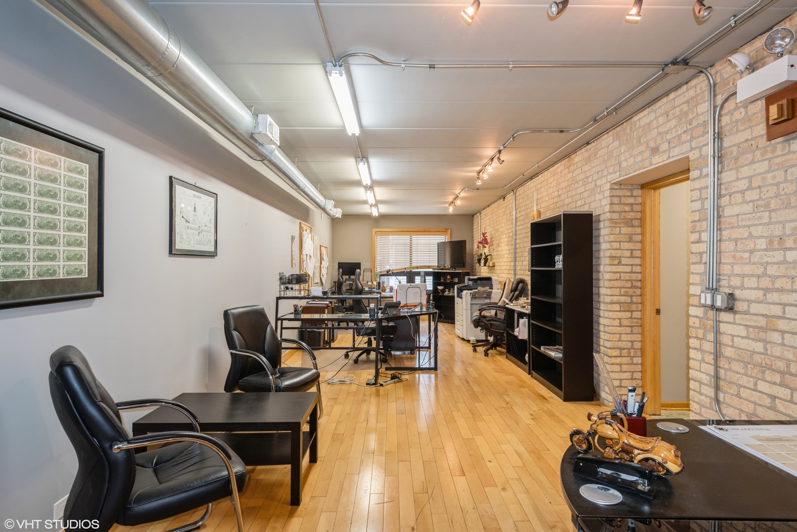 6444 N Milwaukee Avenue Property Photo 6