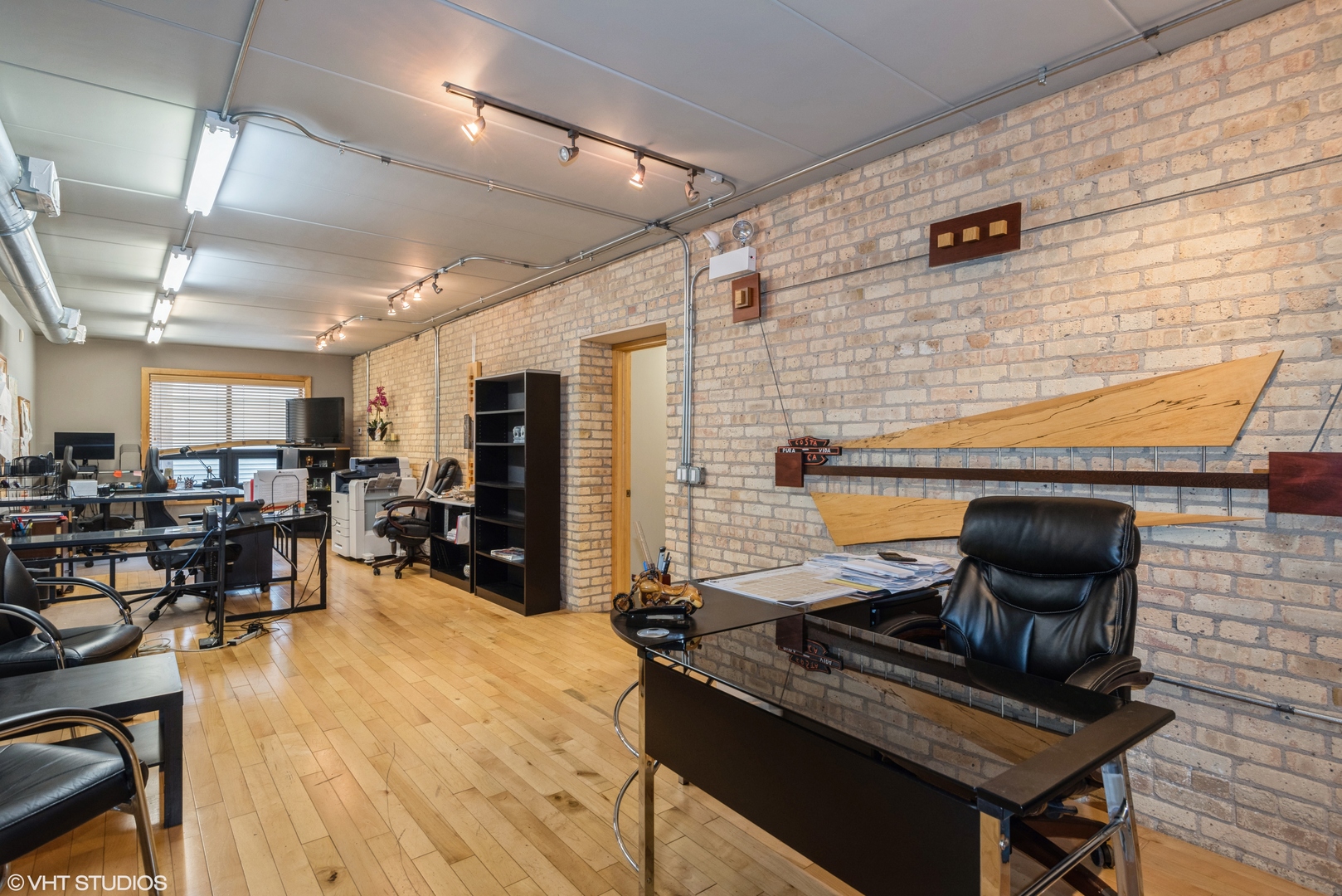 6444 N Milwaukee Avenue Property Photo 7