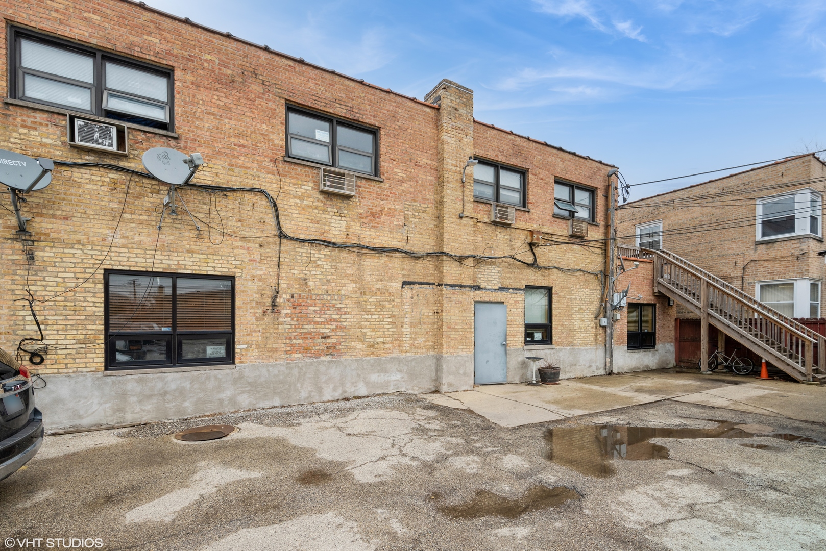 6444 N Milwaukee Avenue Property Photo 11