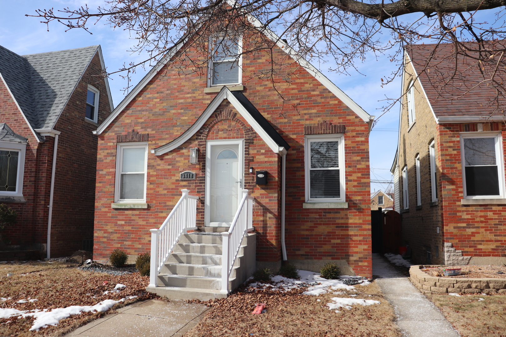3418 N Nordica Ave Property Photo