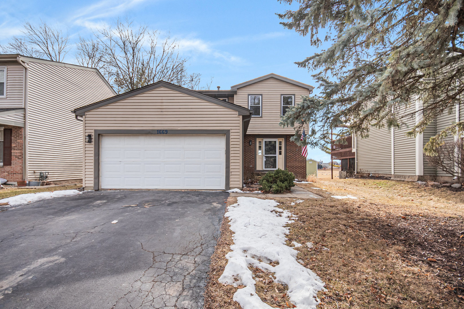 1669 Cumberland Road Property Photo