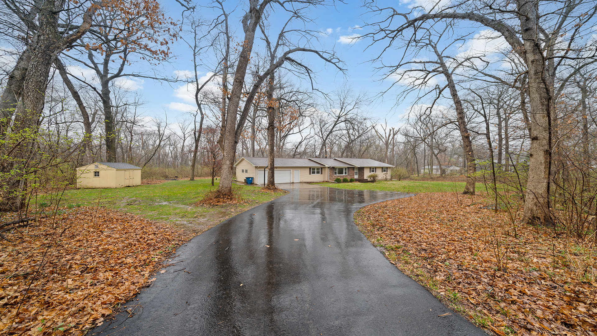 7261 S Ridge Road Property Photo
