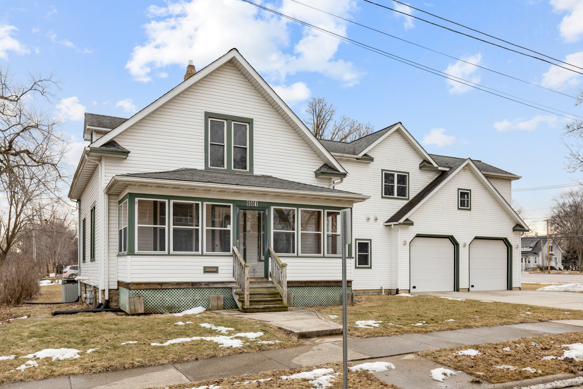 601 Illinois Street Property Photo