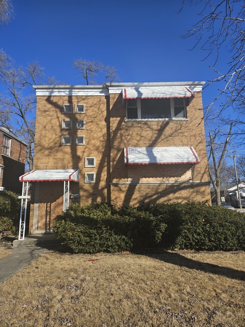 2049 S 25th Avenue Property Photo