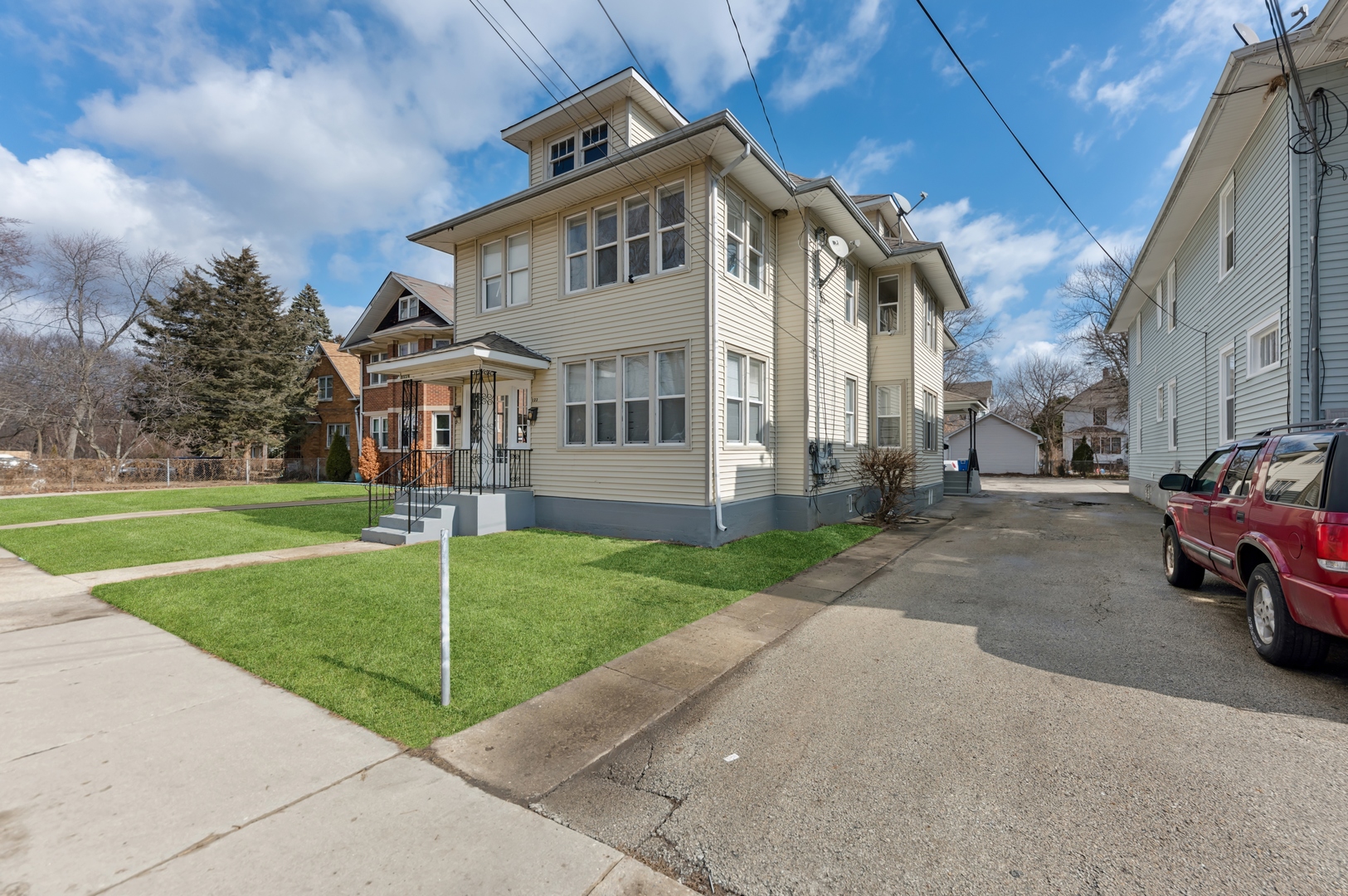 123 Philippa Avenue Property Photo 3