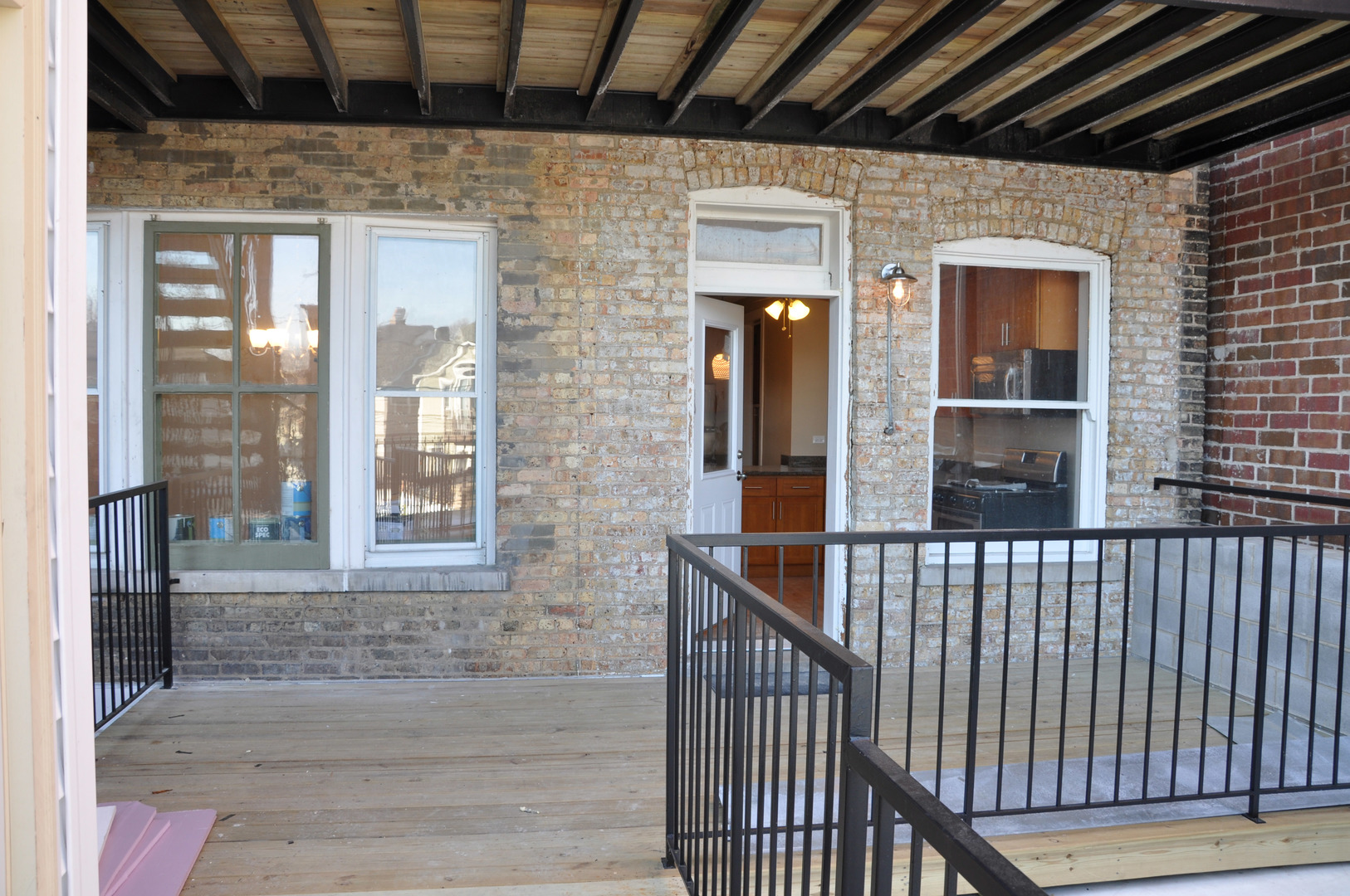 4345 N Lincoln Avenue Property Photo 23