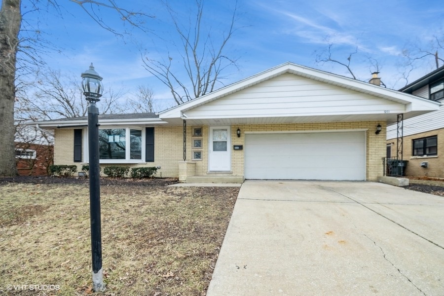 12298606 Property Photo