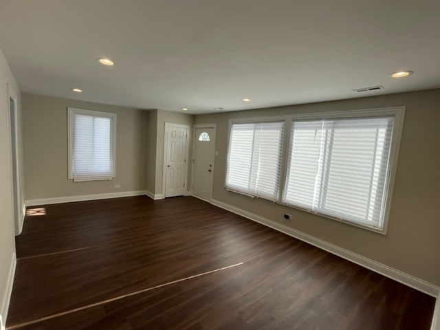 16 Sauk Trail Property Photo 4