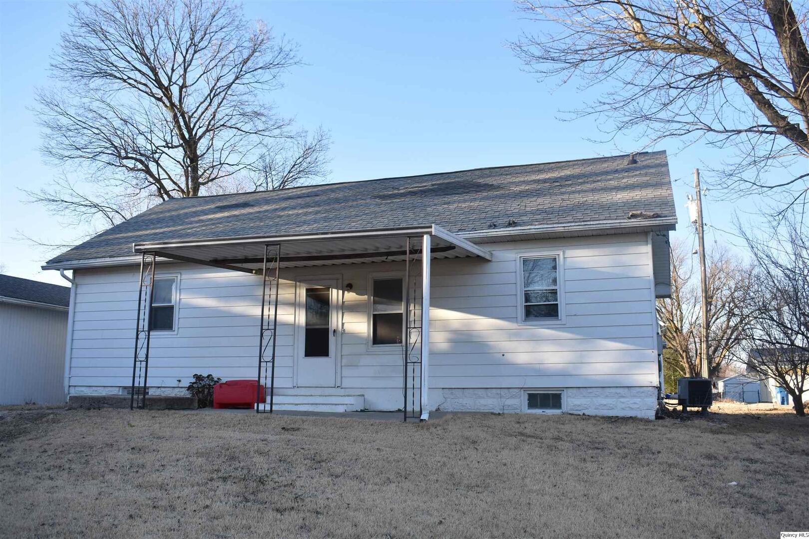 334 E South Property Photo 2