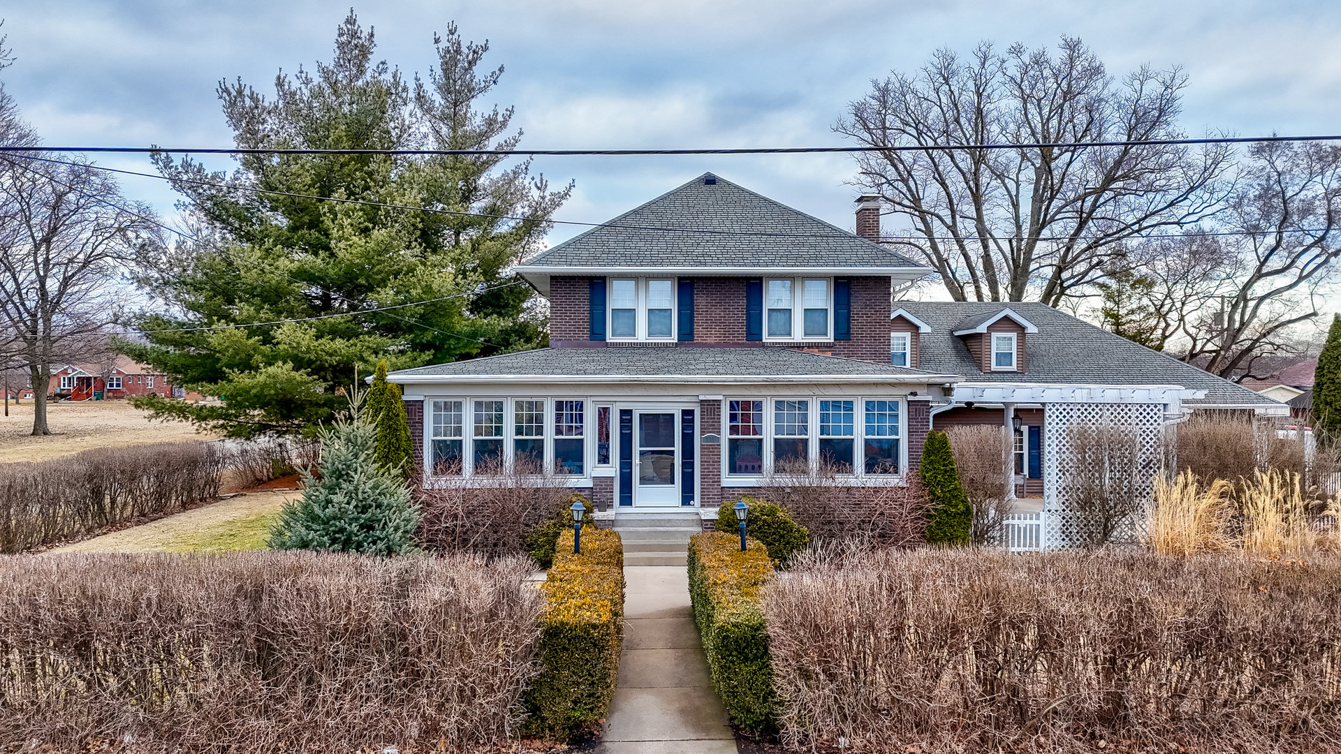 111 Wisconsin Avenue Property Photo