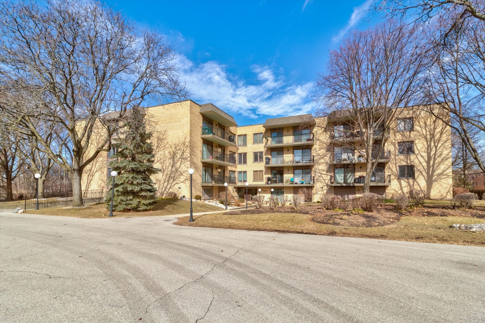 6935 N Milwaukee Avenue 201 Property Photo