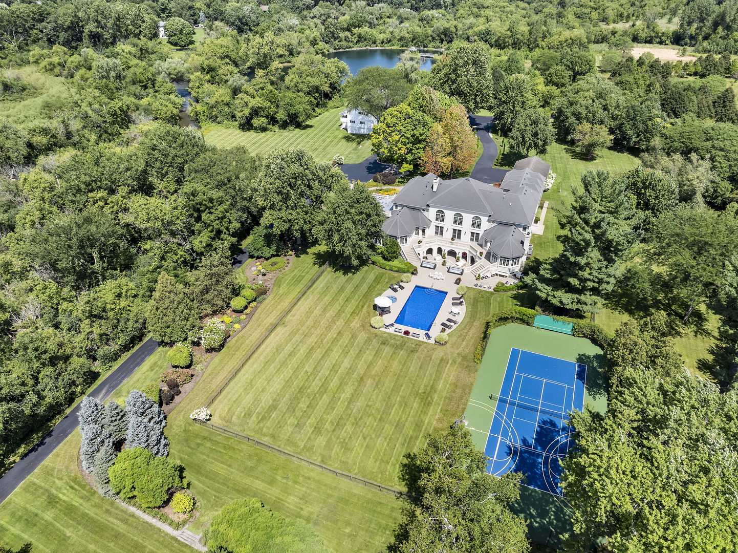5N113 Burr Road Property Image