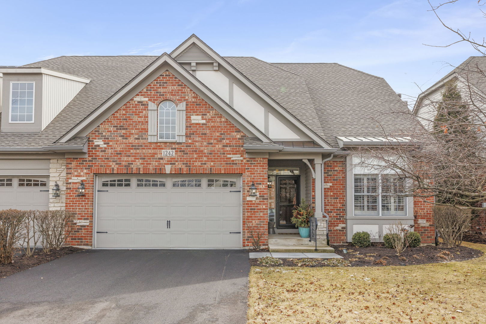 1242 Stonebriar Court Property Photo