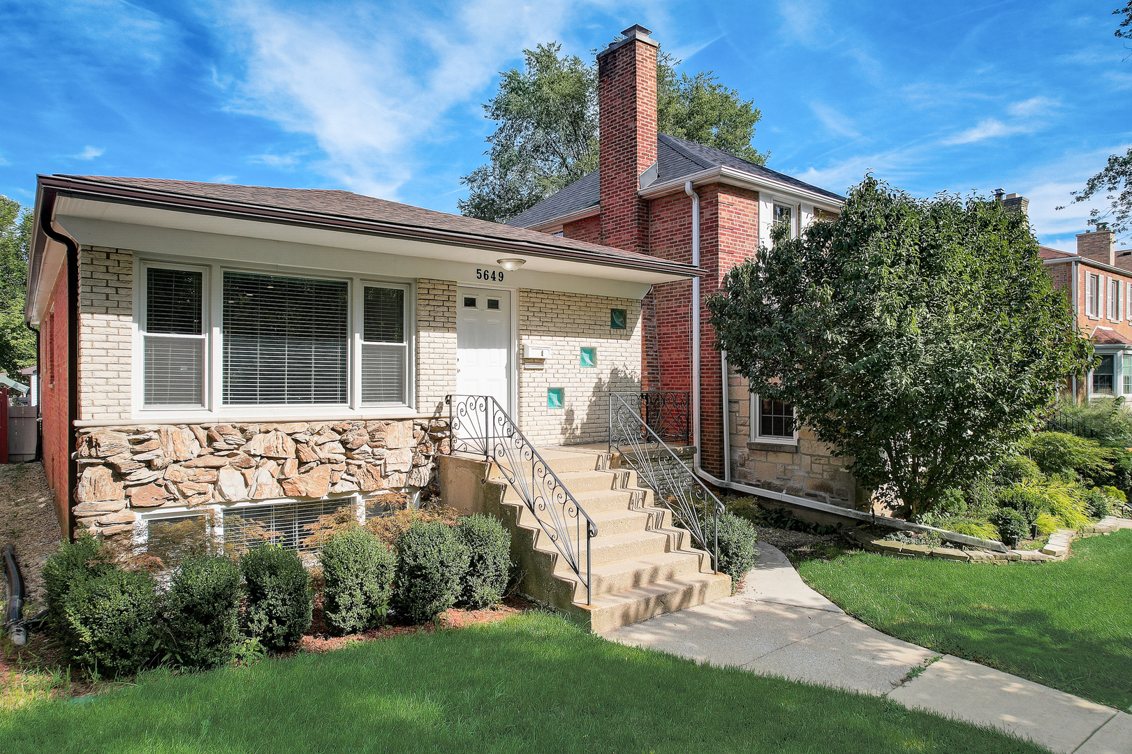 5649 N Central Park Avenue Property Photo