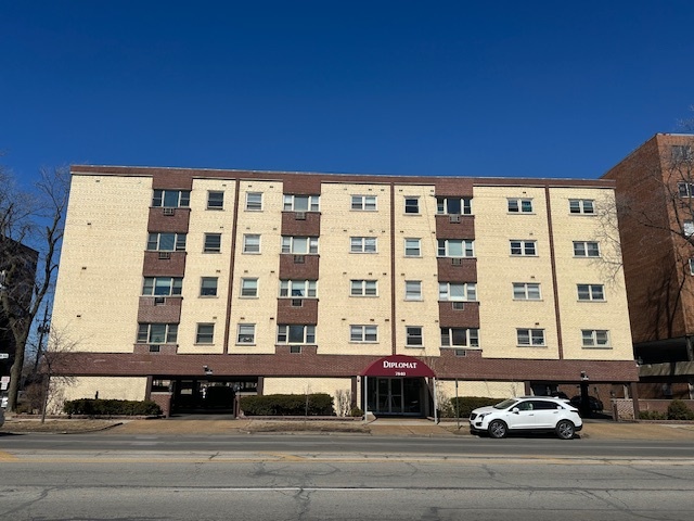 7840 W North Avenue 4n Property Photo