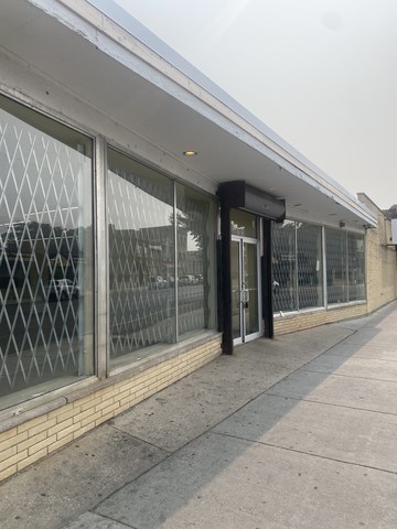 5101 W Division Street Property Photo 4