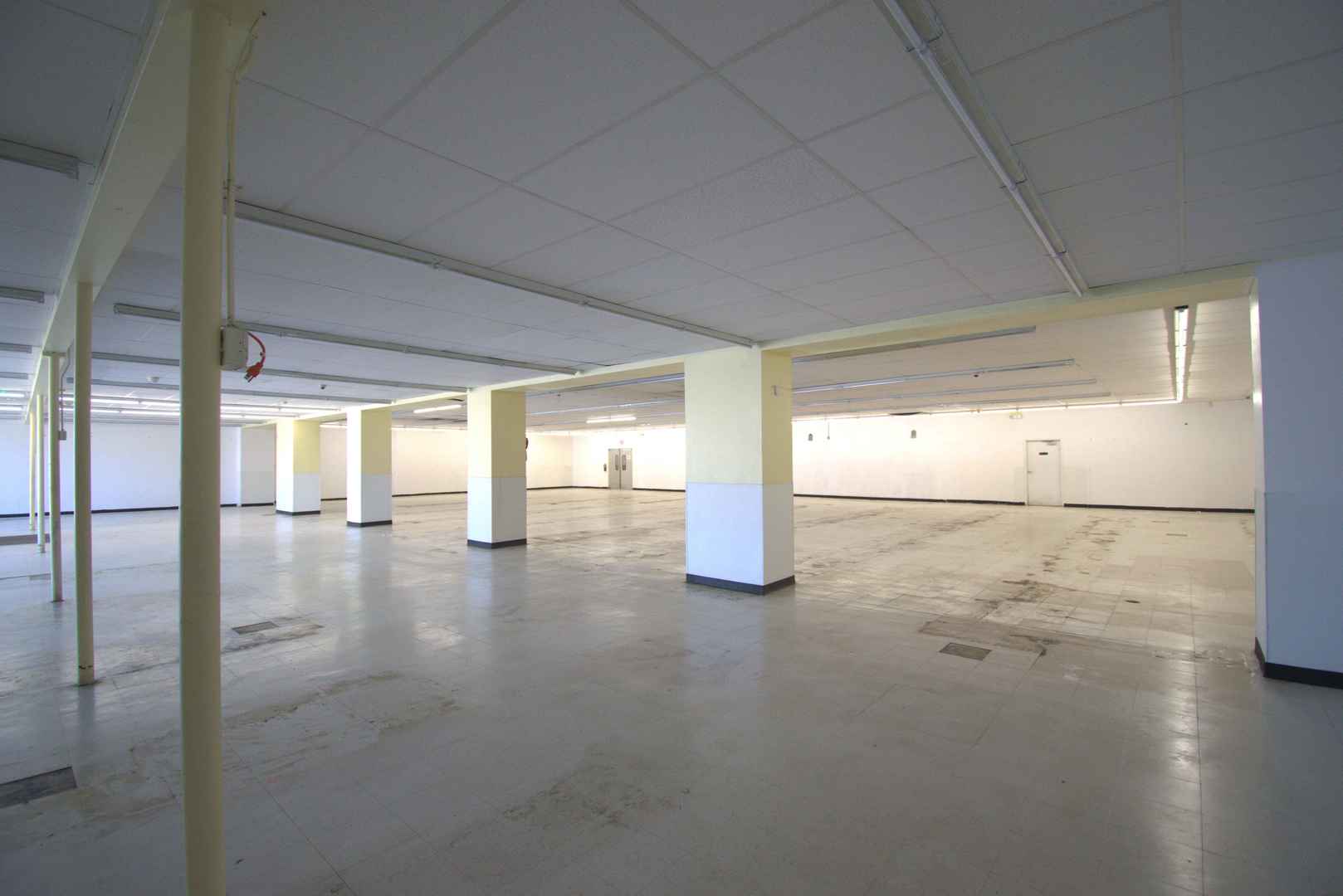 5101 W Division Street Property Photo 7