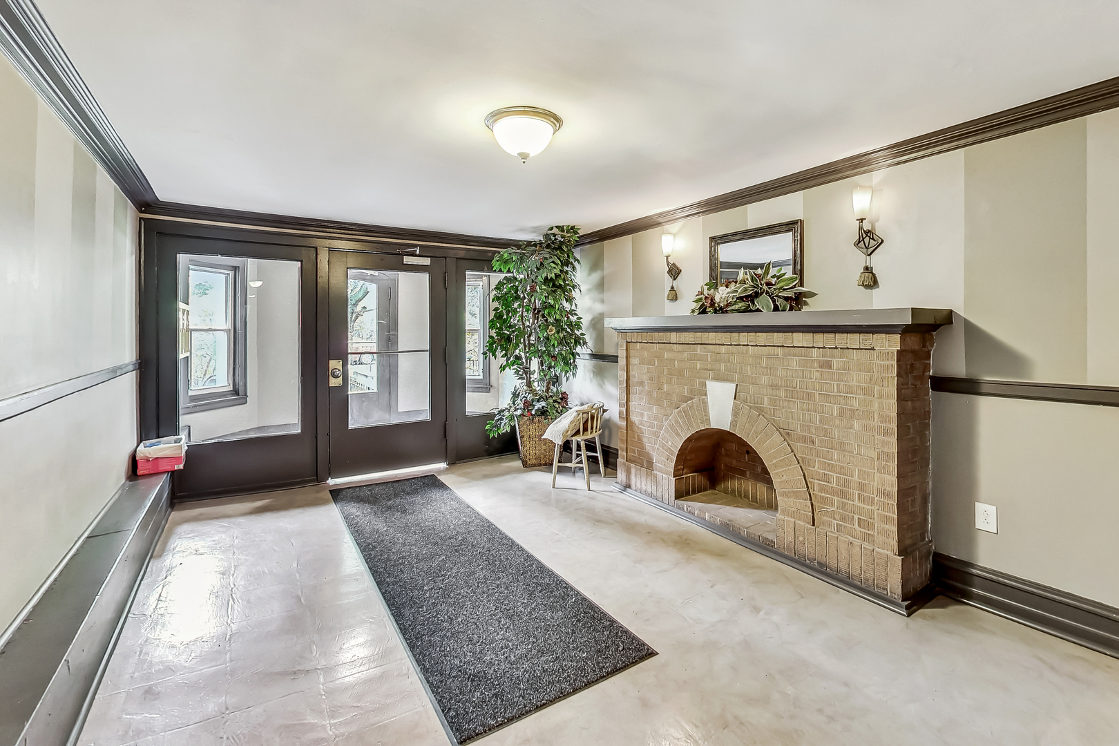 1757 W North Shore Avenue Property Photo 7