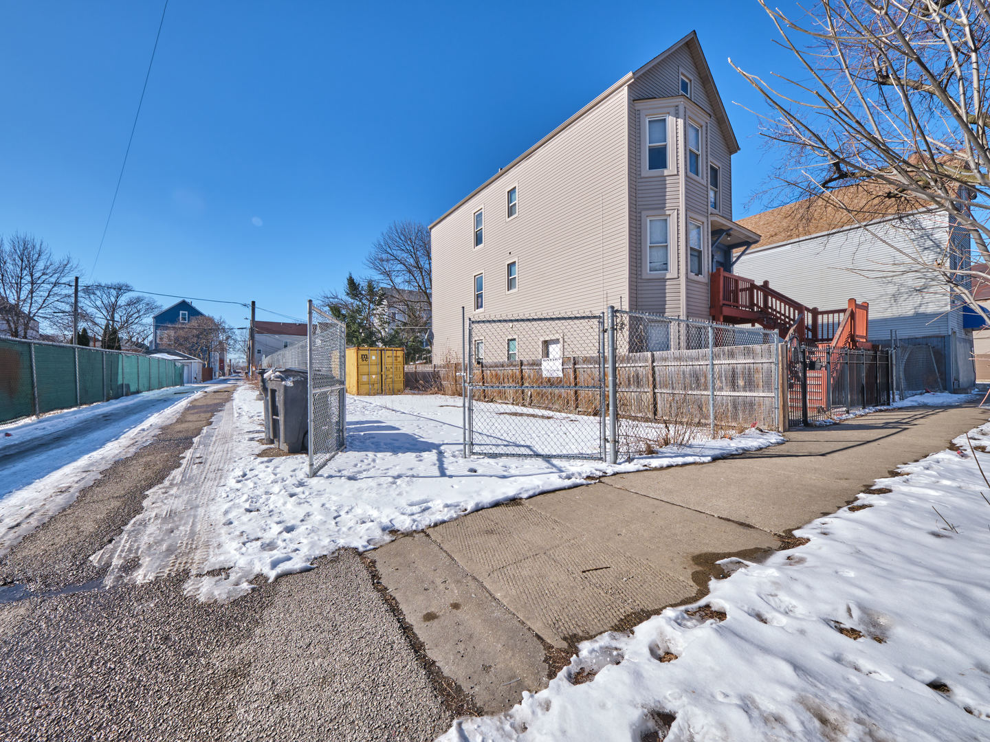 4508 S Wood Street Property Photo 3